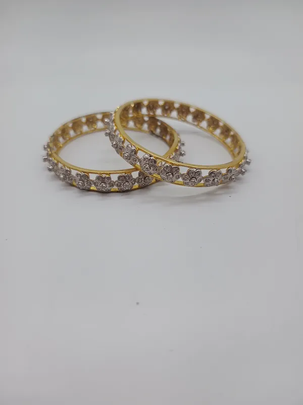 Gold_Premium_Stone_Bangles_For_Women