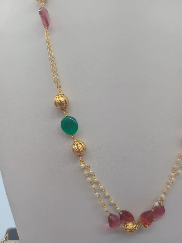 Gold_Elegant_Beads_Necklace_With_Pearls_For_Women
