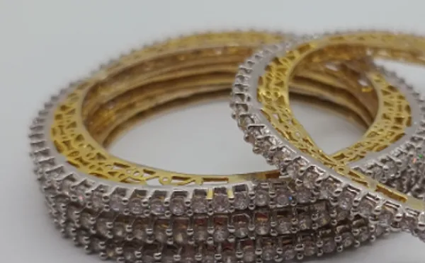 Gold_Premium_Stone_Bangles_For_Women
