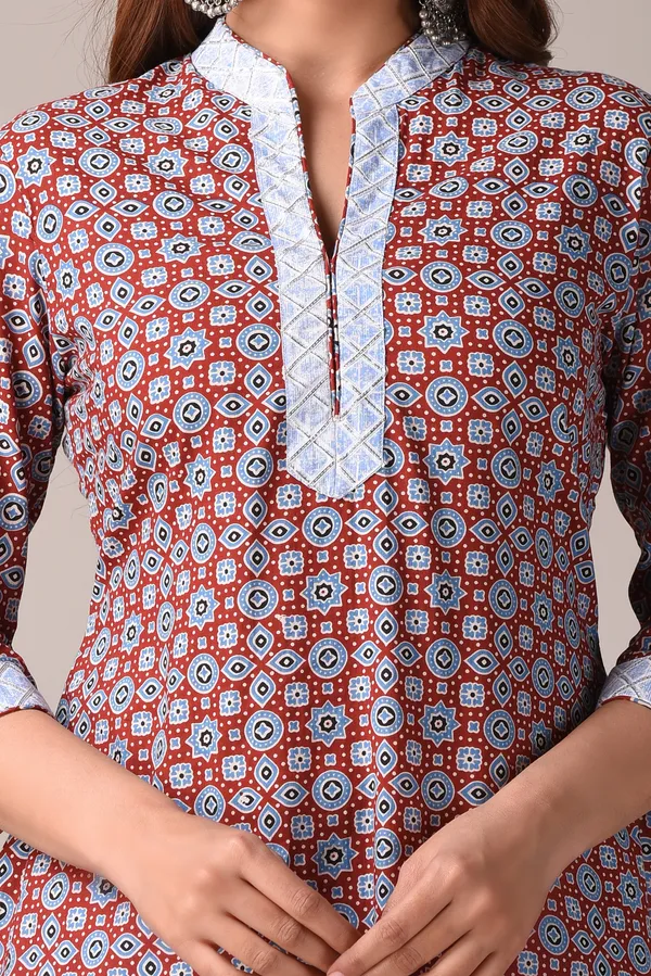 Maroon_Ajrak_Printed_Straight_Kurta