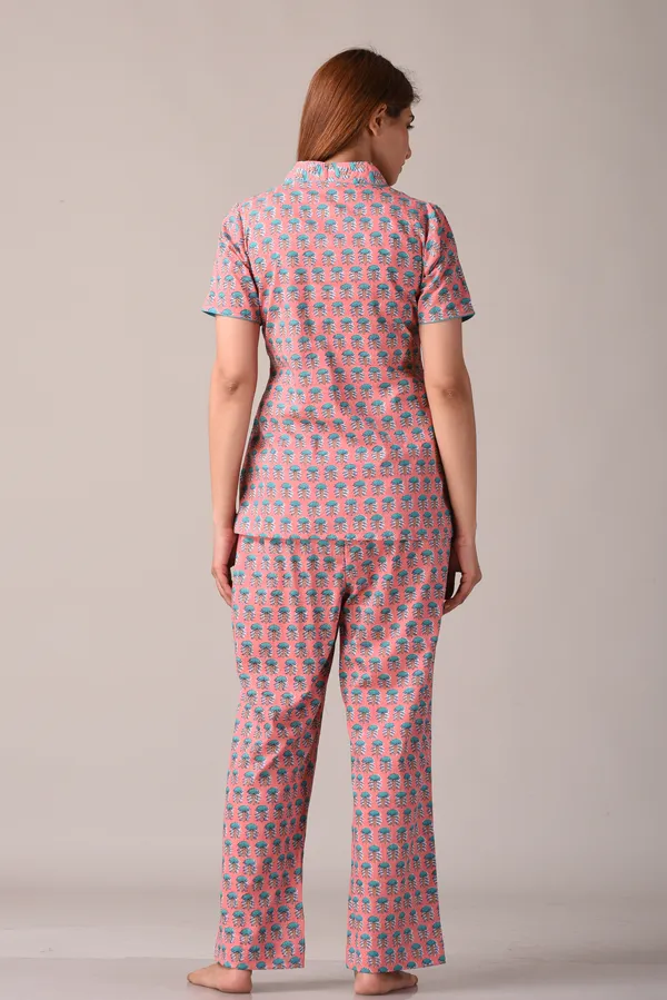 Pink_Paisley_Printed_Pure_Cotton_Nightsuit_and_Loungewear_(Top_&_Pyajama_Set)