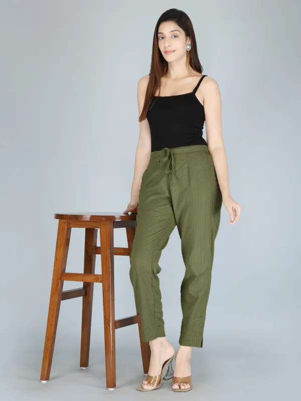 Olive_Color_Pure_Cotton_Kantha_Dobby_Dyed_Pants