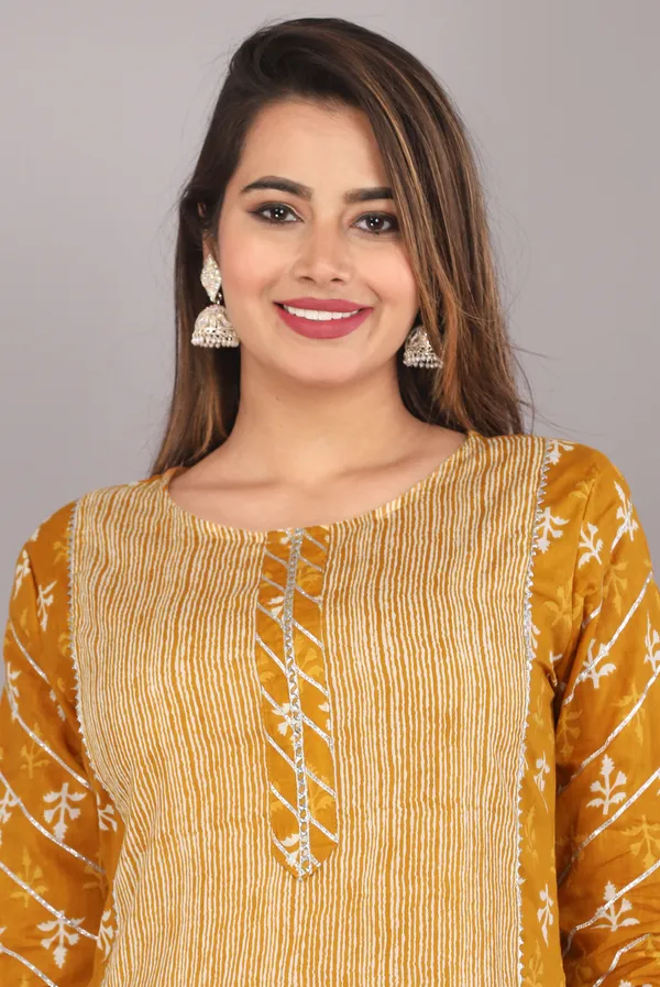 Mustard_Ethnic_Motif_Printed_Pure_Cotton_A-Line_Kurta