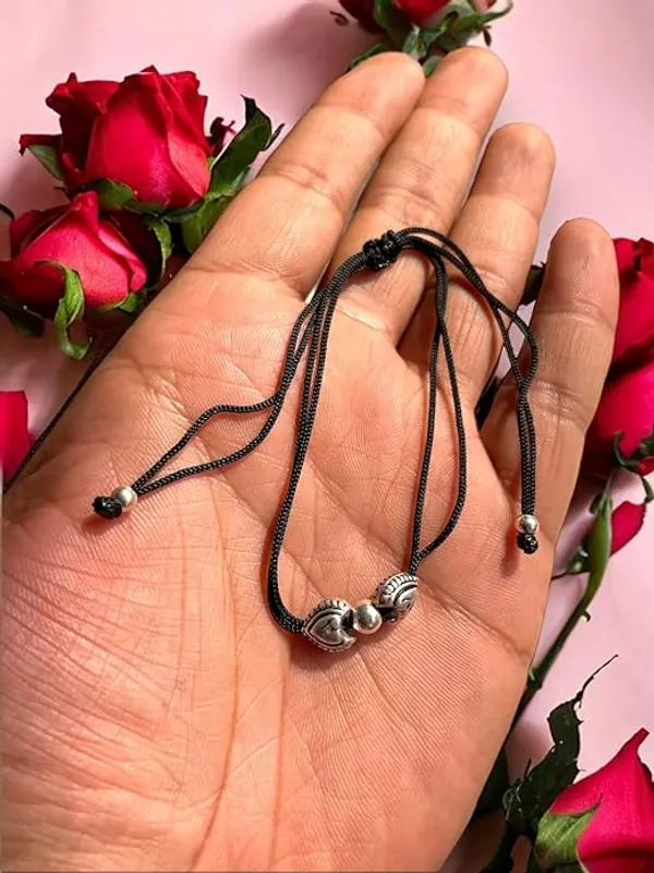 Silver_925_Oxidized__Cottan_Thread_Anklet_With_Ball_For_Girls_And_Women_Nazarbattu/Nazaiya_Anklet_(Style2)
