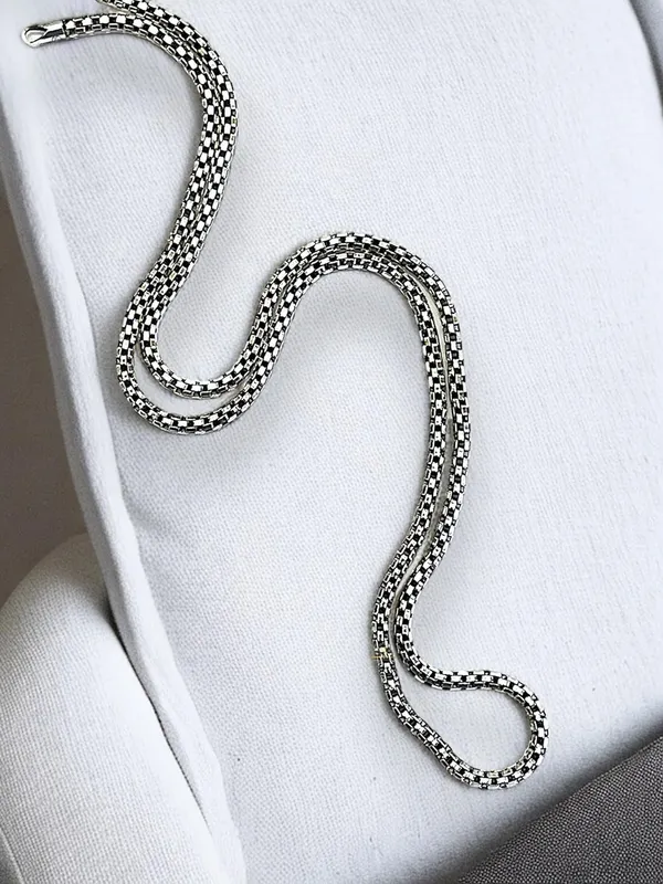 Silver_925_Sterling_Popcorn_Chain_For_Men_Women_Boys_And_Girls_Oxidized_Chain_Necklace_Bis_Hallmarked_Chain_(Box_24In_11Gm)