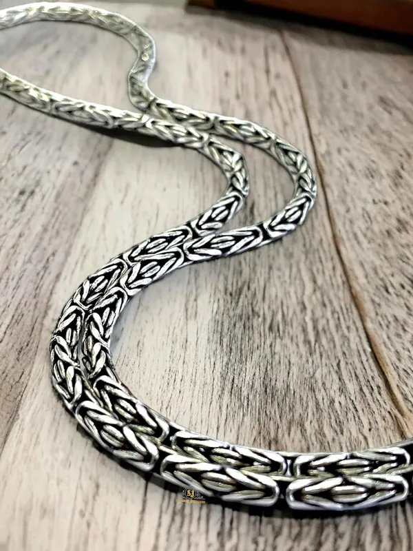 Silver_925_Sterling_Link_Chain_For_Men,_Women,_Boys,_And_Girls,_Oxidized_Chain_Necklace_Bis_Hallmarked_Chain_(Link_20In_26Gm)
