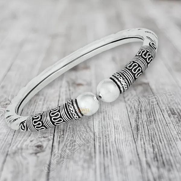 Silver_Jewel_Yaari_By_925_Pure_Oxidized_Kada_Flexible_Bracelet_Bangle_For_Women_And_Girls