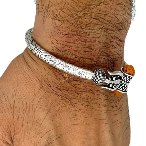 Silver_Â„¢925_Pure_Chandi_Oxidised_Hollow_Trishool_Nakkashi_Men_Kada_Bangle_For_Men_&_Boys_With_Hallmark_One_Piece
