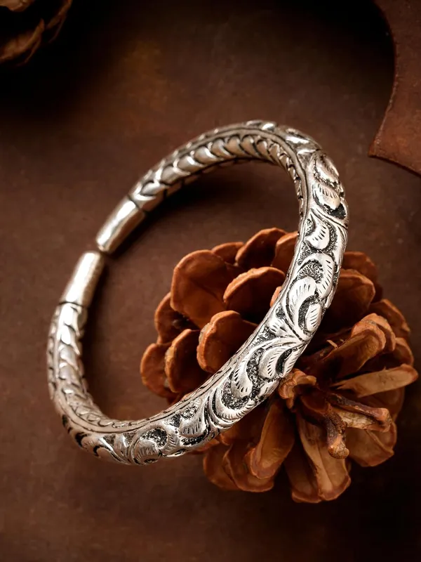 Silver_925_Pure_Chandi_Oxidized_Hollow_Tribal/Nakkashi_Kada_Bangle_Kangan_For_Men_And_Boys_With_925_Hallmark_(36_Gm)_(Style1)