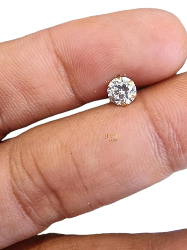 Gold_Real_Yellow_Gold_With_Stone_14K(585)_Pure_Yellow_Gold_Single_Cubic_Zircon_Diamond_Nose_Pin_For_Women_And_Girls_(Pronge_Wire_3Mm)