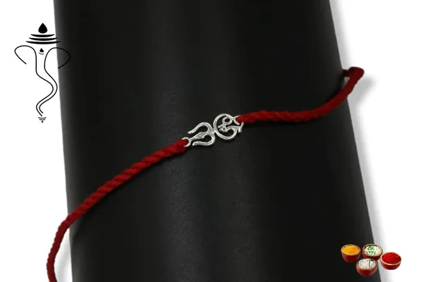 Silver_Pure_925_Sterling_Rakhi_For_Brother_Raksha_Bandhan_With_Pure_Cotton_Thread_For_Men,_Boys,_Rakhis_Snktrn