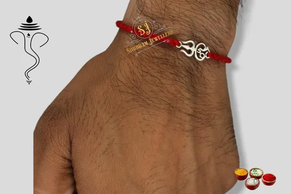 Silver_Pure_925_Sterling_Rakhi_For_Brother_Raksha_Bandhan_With_Pure_Cotton_Thread_For_Men,_Boys,_Rakhis_Snktrn