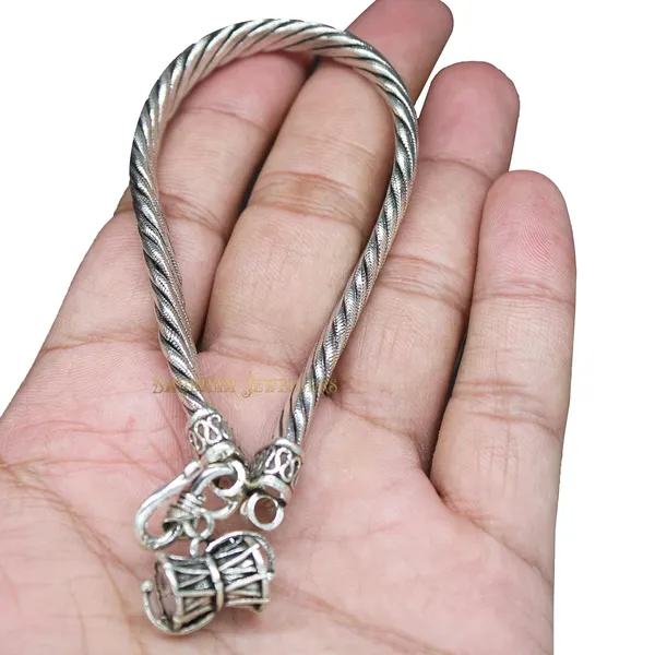 Silver_925_92.5_Pure_Sterling_Oxidised_Buddha_Head_Bracelet_With_Shiva_Damru_And_Hallmark
