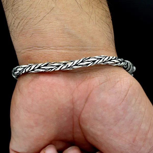 Silver_925_92.5_Pure_Sterling_Oxidised_Twisted_Bracelet_With_Shiva_Damru_And_Hallmark