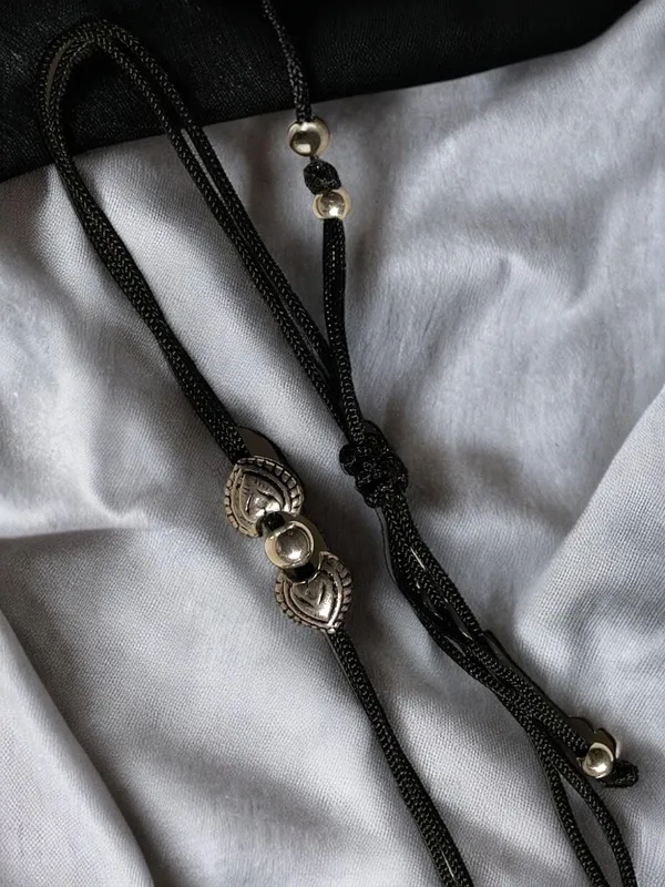 Silver_925_Oxidized__Cottan_Thread_Anklet_With_Ball_For_Girls_And_Women_Nazarbattu/Nazaiya_Anklet_(Style2)