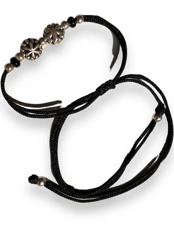 Silver_925_Oxidized__Cottan_Thread_Anklet_With_Ball_For_Girls_And_Women_Nazarbattu/Nazaiya_Anklet_(Style3)