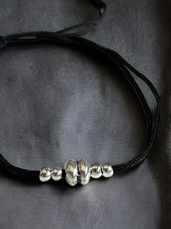 Silver_925_Oxidized__Cottan_Thread_Anklet_With_Ball_For_Girls_And_Women_Nazarbattu/Nazaiya_Anklet_(Style8)