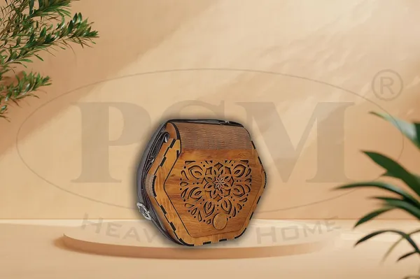 Ivory_Caramel_Brown_Floral_Pattern_Wooden_Ladies_Purse_(Clutch)_;Made_From_Different_Wood_Grains