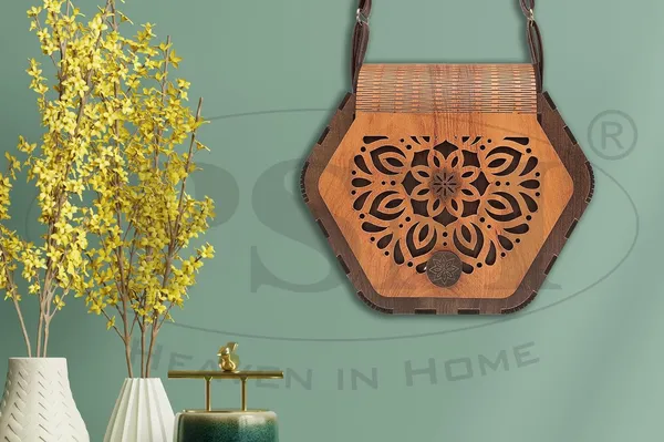 Ivory_Coffee,_Floral_Pattern_Ladies_Wooden_Purse(Clutch)_Made_From_Different_Wood_Grains