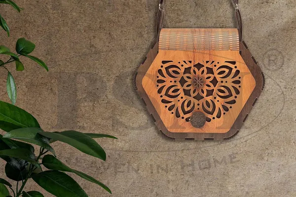 Ivory_Coffee,_Floral_Pattern_Ladies_Wooden_Purse(Clutch)_Made_From_Different_Wood_Grains