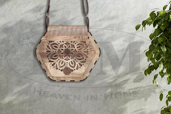Dark_Silver_Wooden_Ladies_Purse(Clutch)_Made_From_Different_Wood_Grains