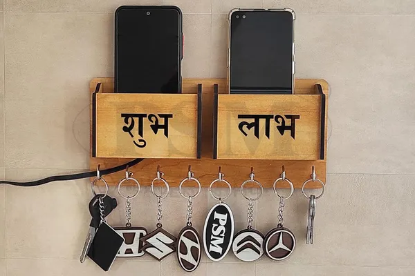 Ivory_Wooden_Key_Holder_With_Storage_Box