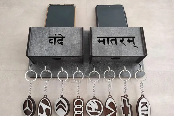 Grey_Wooden_Key_Holder_With_Storage_Box
