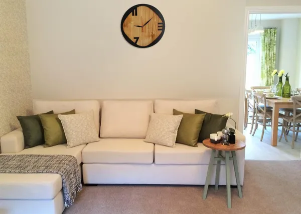 Stone_Gray_White_Heaven_In_Home_Decorative_Wooden_12_Inch,_Movement_Wall_Clock