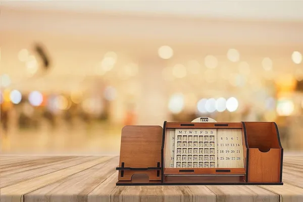 Ivory_Heaven_In_Home__Table_Top_Life_Time_Calander_With_Mobile_Holder_And_Pen,_V_Card_Holder_29_Cm