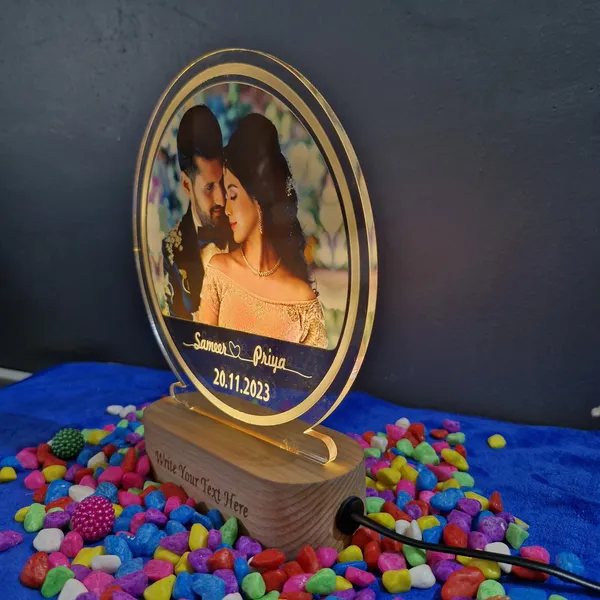 Warm_White_Personalized_3D_Illusion_Photo_Table_Night_Lamp,_Customized_Birthday_Lamp_for_Couple_Gift_Anniversary,_Wedding,_Marriage,_Valentine_Day,_Led_Photo_Frame_Home_D?cor