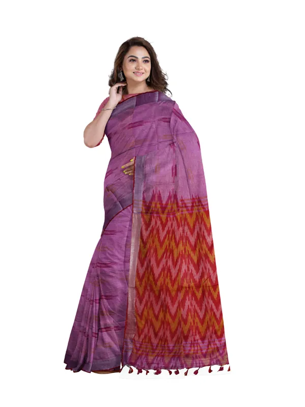 https://cdn-image.blitzshopdeck.in/ShopdeckCatalogue/tr:f-webp,w-600,fo-auto/66505847f791c03077d4239f/media/SAREE_004_1717223348421_7tko3f2fs7rzi5a.jpg__Riyashree