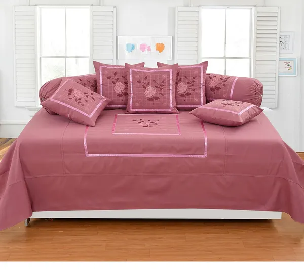 Set_of__8_Piece_Pink_100_Tc_Cotton_Diwan_Set