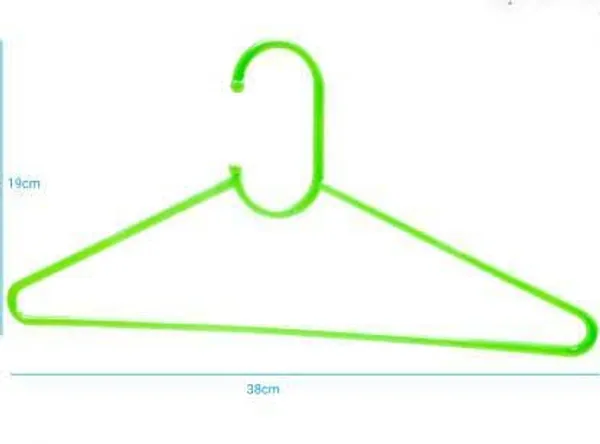 Green_Plastic_Hangers_For_Clothes