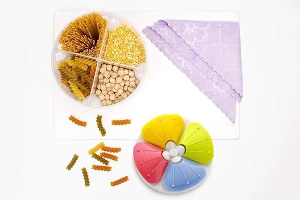 Yellow_4_Section_Container_2500Ml