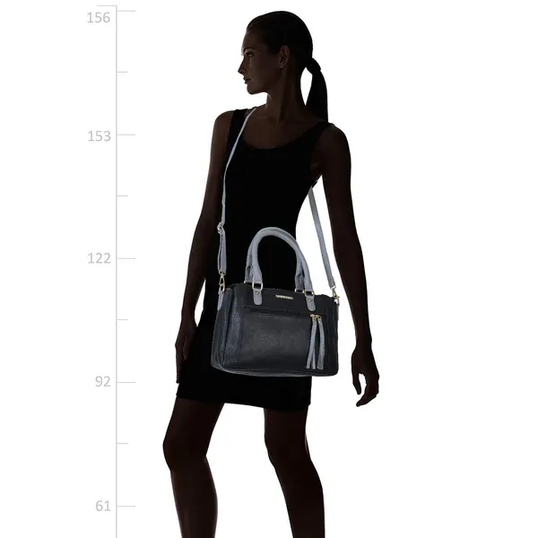 Black_Premium_Quality_Handbag_For_Women