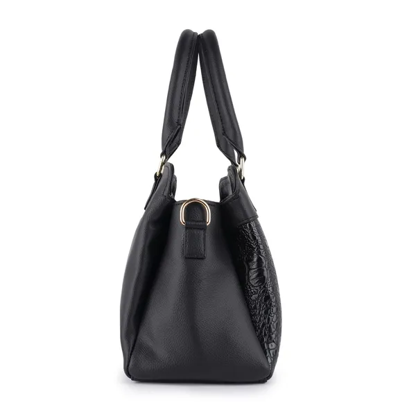 Black_Premium_Quality_Handbag_For_Women