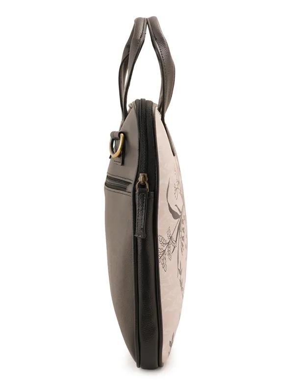 Black_Premium_Quality__Unisex_Upto_15.6"_Printed_Laptop_Sleeve_Bag_With_Handel/Belt_For_Women