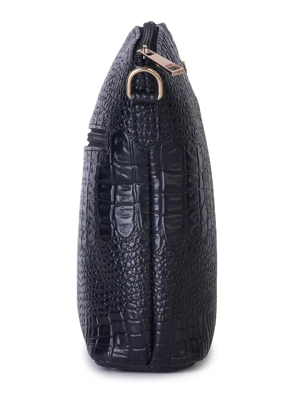 Black_Premium_Quality_Vegan_Leather_Crossbody_Sling_Bag_For_Women
