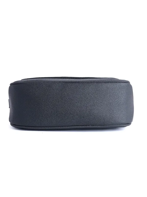 Black_Premium_Quality_Sling_Bag_For_Women