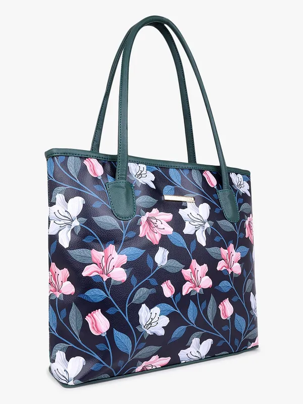 Black_Premium_Quality_Tote_Bag_For_Women