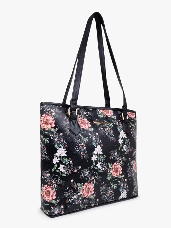 Black_Premium_Quality_Tote_Bag_For_Women