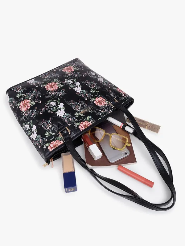 Black_Premium_Quality_Tote_Bag_For_Women