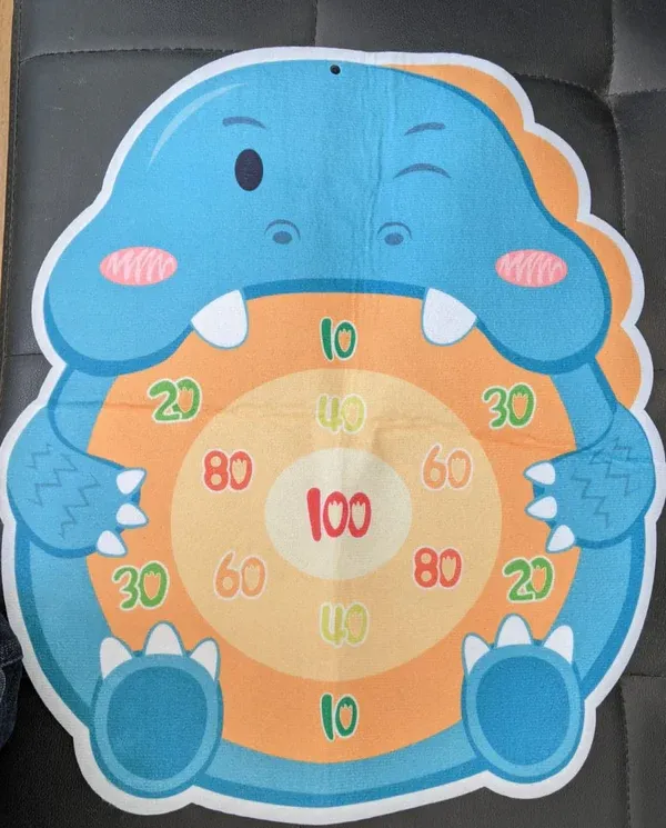 Dinosaur_Shooting_Guns_for_Kids_(6_Sticky_Balls)