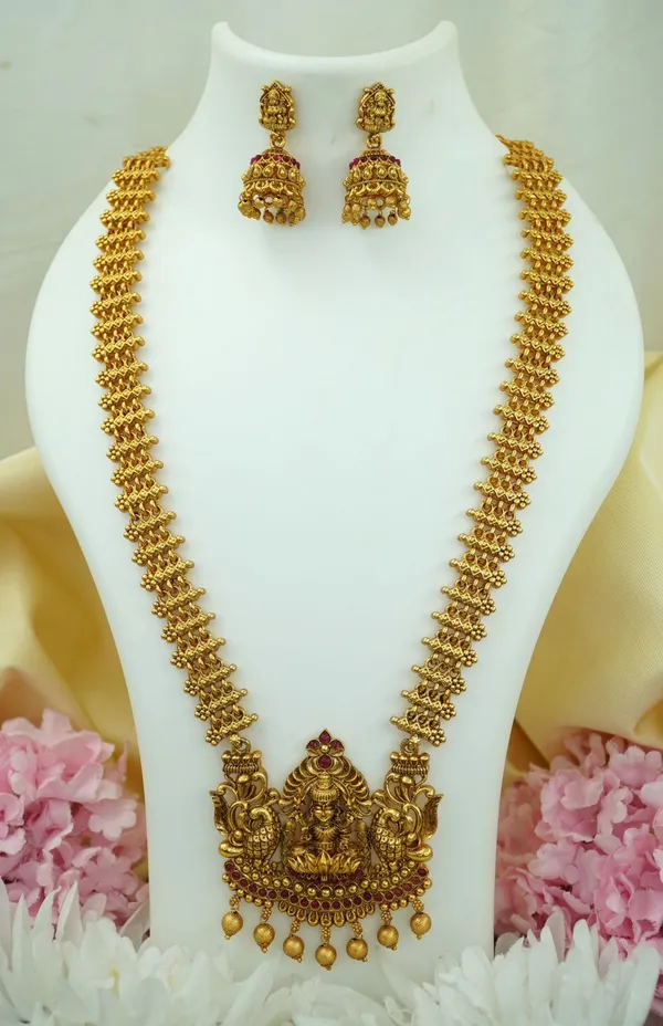 Maroon_Alloy_Premium_Long_Necklace_And_Earrings_Set_|_South_Indian_Jewellery