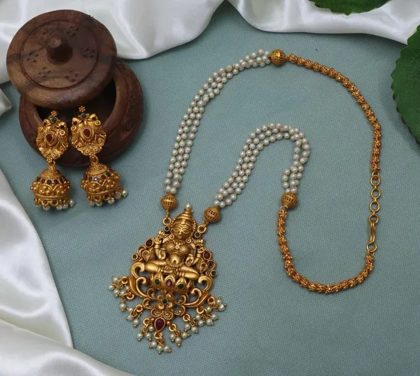Multicolor_Alloy_Premium_Earring_&_Pendant_Set_|_South_Indian_Jewellery