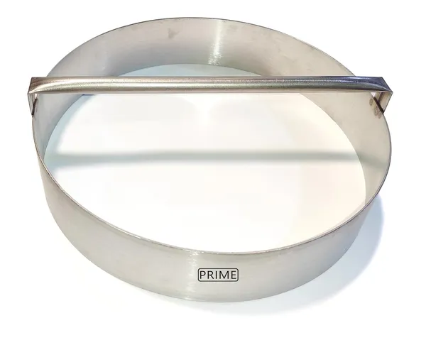 Round_Steel_Ring_Cake_Cut_Outs_Pizza_Base_Cutter_With_Handle_(10_Inch)