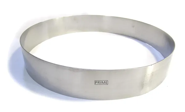 Round_Cake_Cut_Outs_Pizza_Base_Cutter_Steel_Cutting_Ring_(11_Inch)