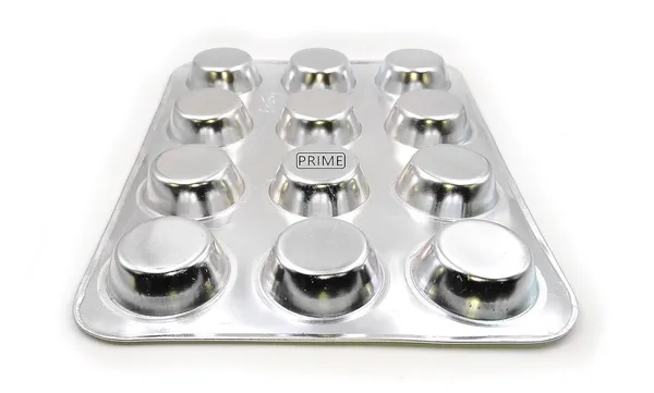 Aluminium_Muffin_Mold_Non_Stick_12_Cup_Cake_Baking_Tray_For_Oven