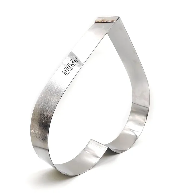 Stainless_Steel_Heart_Shaped_Cut_Out_Fondant_Cake/Pizza_Base_Baking_Cutter_(12_Inch)