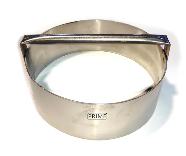 Round_Steel_Ring_Cake_Cut_Outs_Pizza_Base_Cutter_With_Handle_(12_Inch)